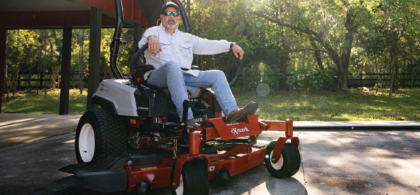 exmarkCaseStudy-Hero-2-1400px man on a lawn mower